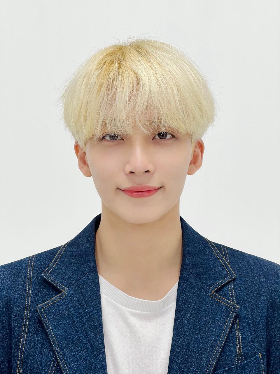증명사진 같이 찍어보ㅓㅛ어여ㅎㅎㅎㅎ