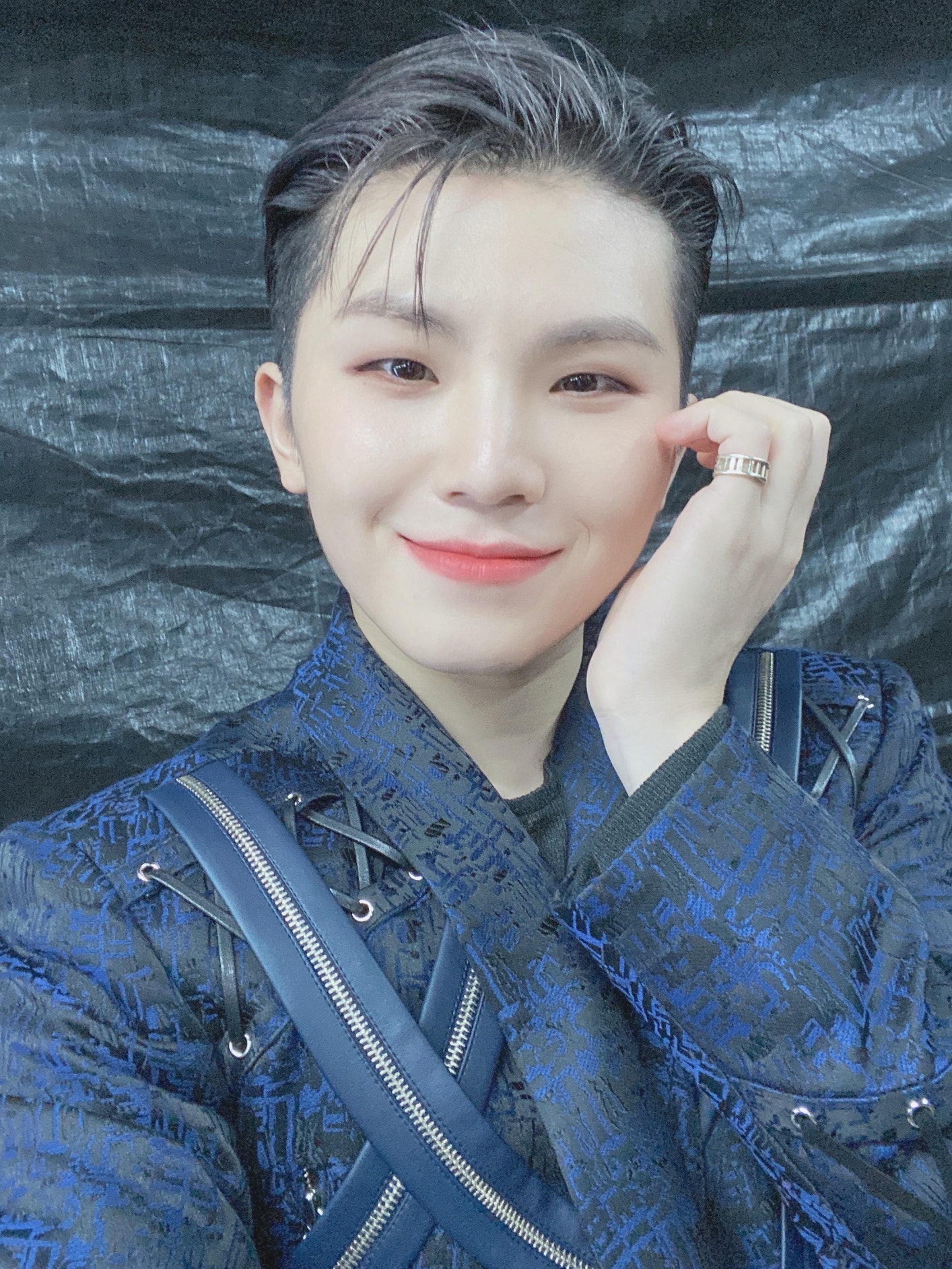 SEVENTEEN Community Posts - 아까 약속했던 우아 우아 우아해 ㅎ - WOOZI