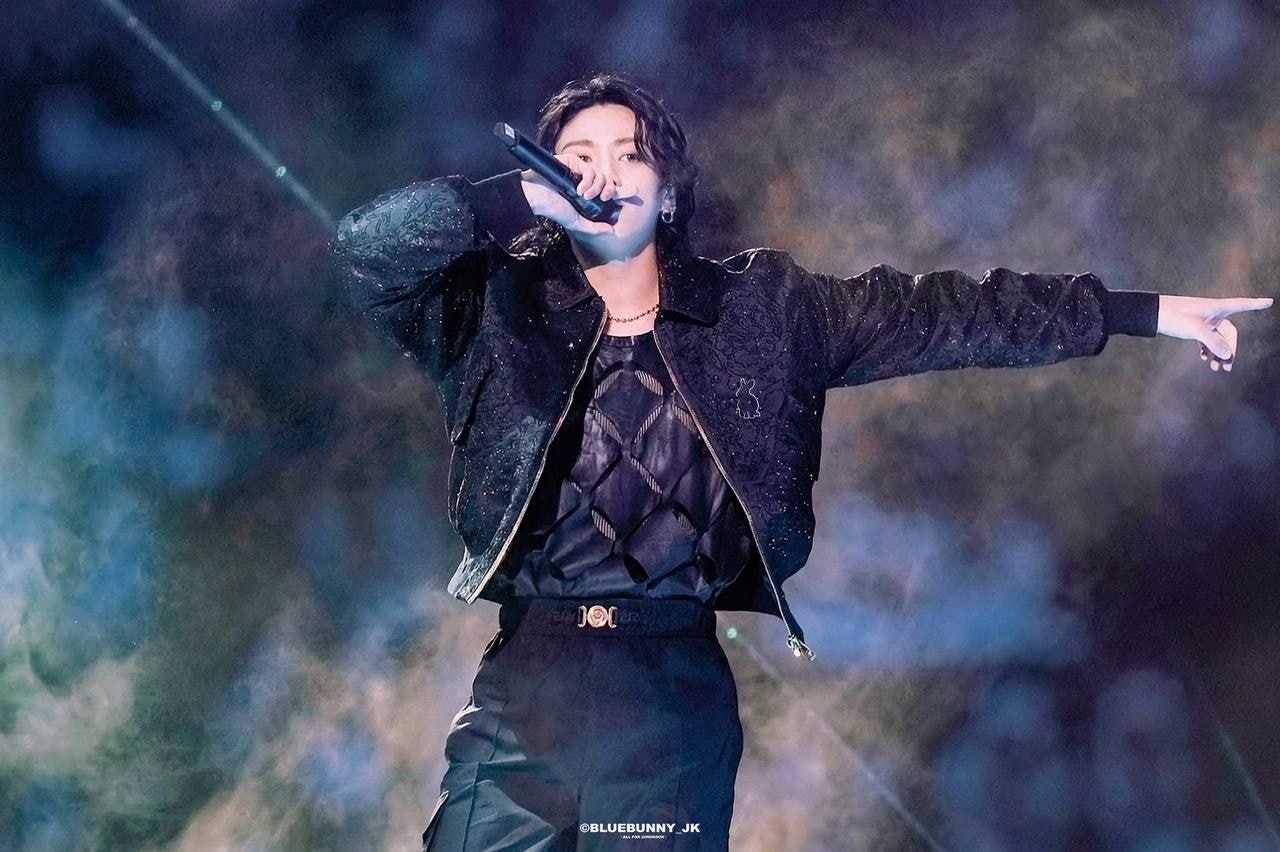 BTS Community Posts - Jung kook is the pride of his parents, the pride