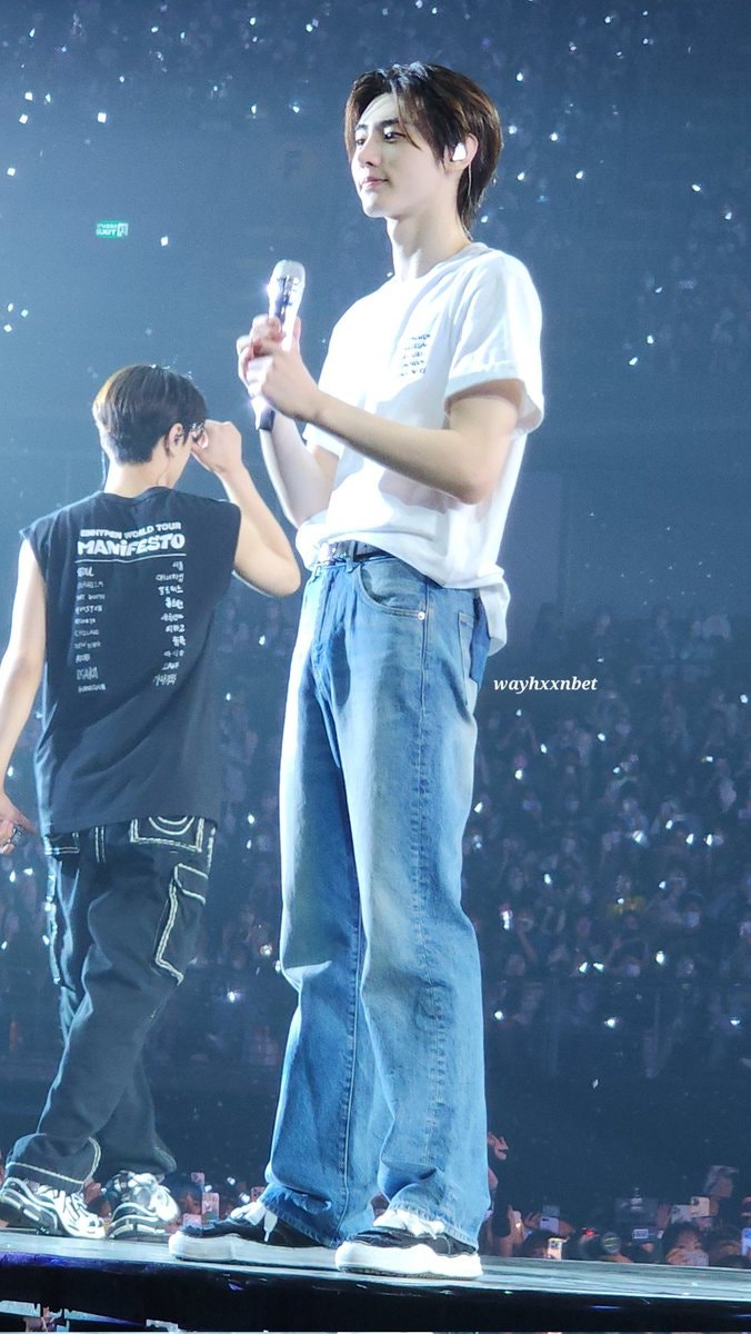 ENHYPEN Community Posts - he's so tall